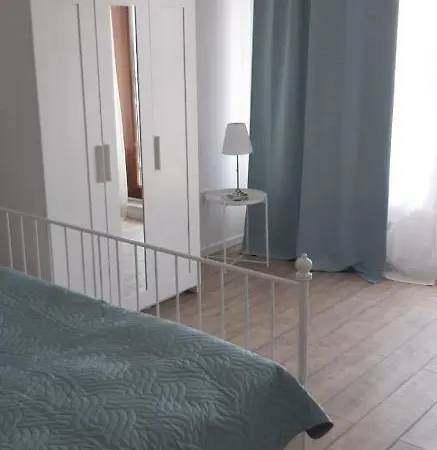 By The Sea Apartament *